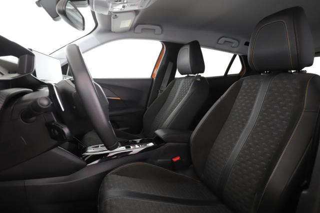 Peugeot 2008 image 9