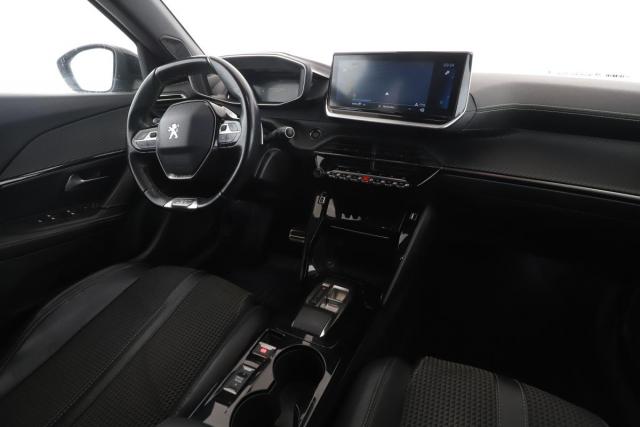 Peugeot 2008 image 5