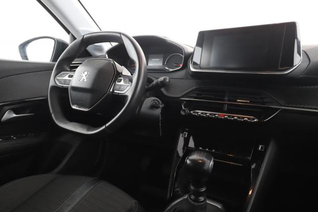 Peugeot 208 image 6
