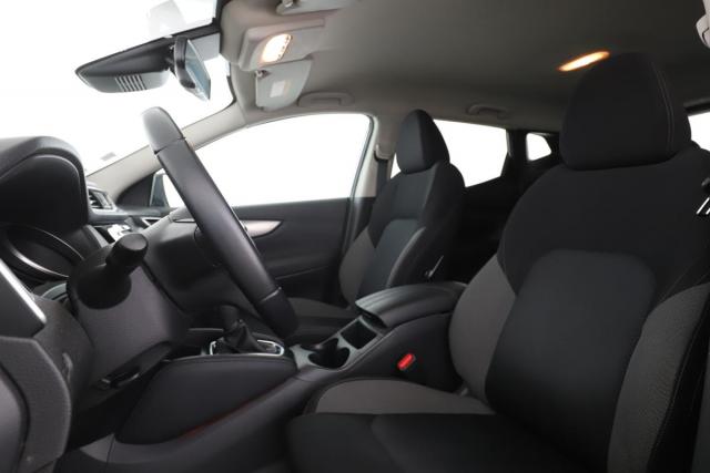 Nissan Qashqai image 1