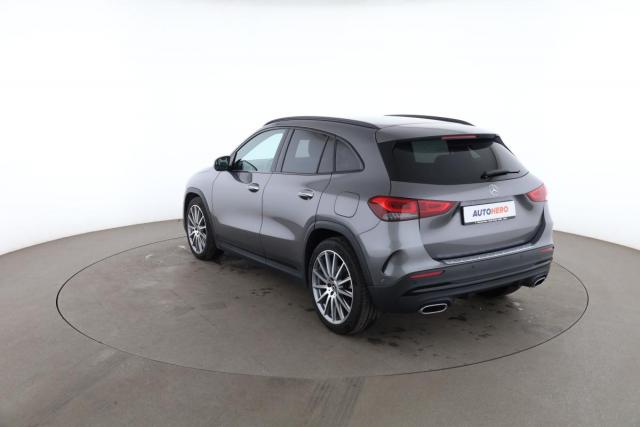 Mercedes Benz Gla image 9