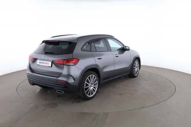 Mercedes Benz Gla image 6