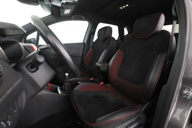 Renault Captur image 1