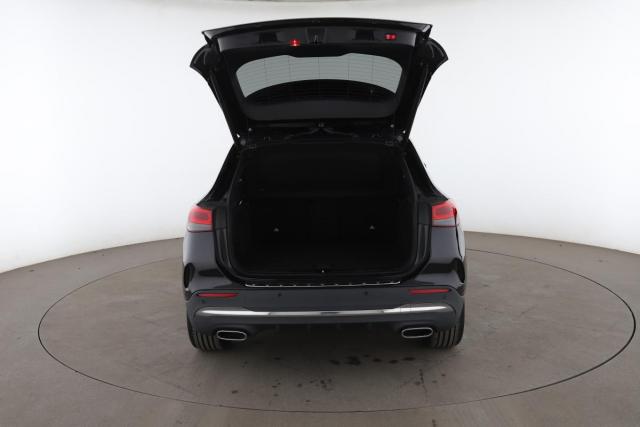 Mercedes Benz Gla image 8