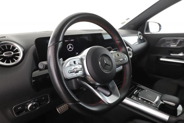 Mercedes Benz Gla image 3