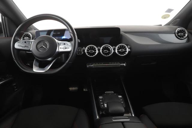 Mercedes Benz Gla image 7