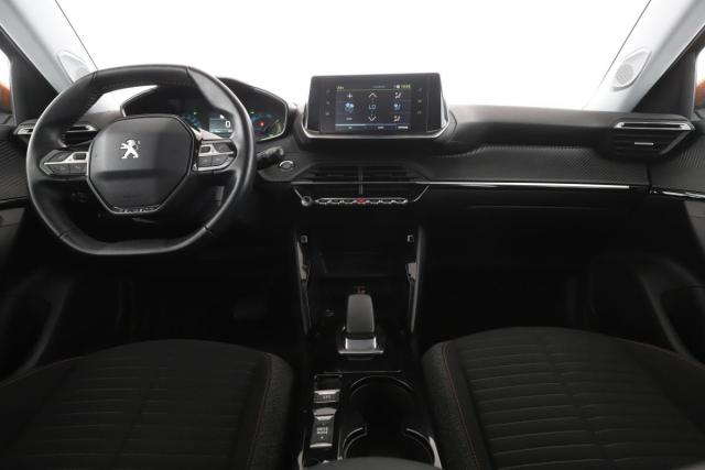 Peugeot 2008 image 1