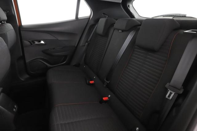 Peugeot 2008 image 8