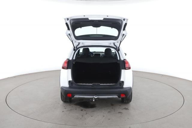 Peugeot 2008 image 2