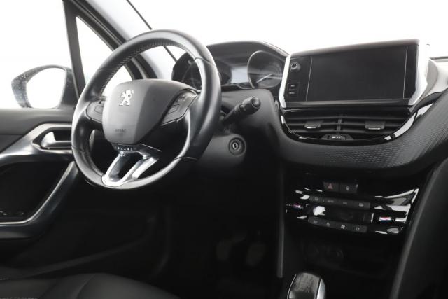 Peugeot 2008 image 1