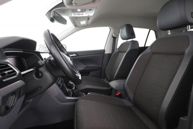 Volkswagen T-Cross image 8