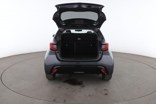 Toyota Yaris image 7