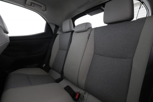Toyota Yaris image 2
