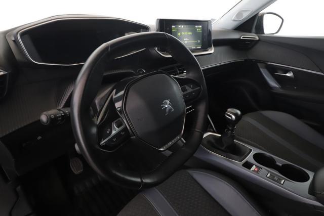 Peugeot 2008 image 4