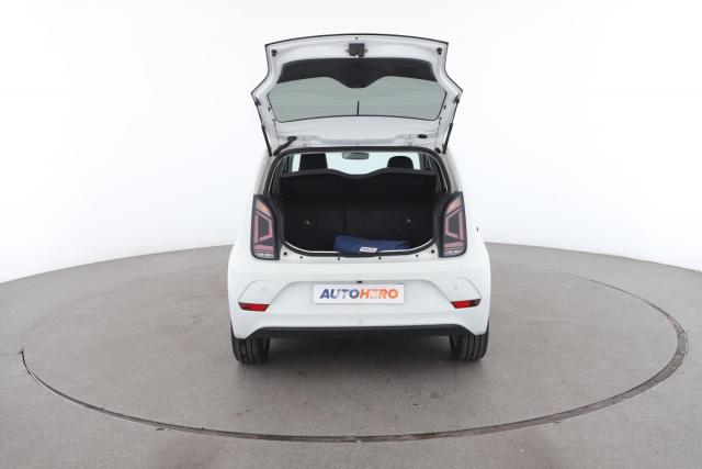 Volkswagen Up! image 1