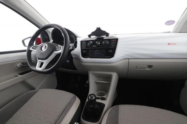 Volkswagen Up! image 5