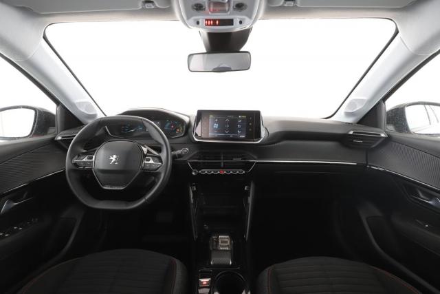 Peugeot 208 image 3