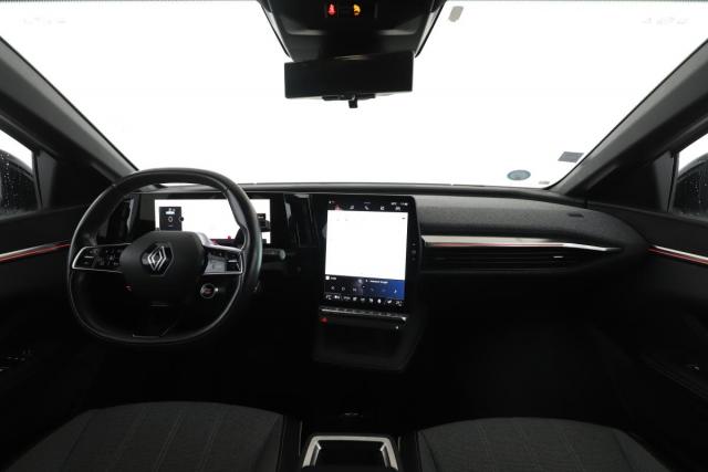 Renault Mégane E-Tech image 2