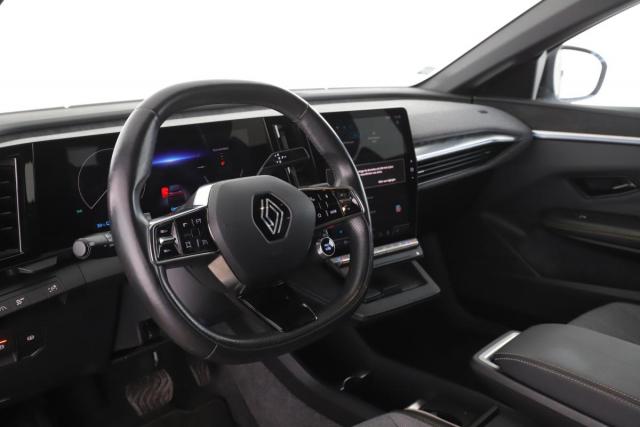 Renault Mégane E-Tech image 4