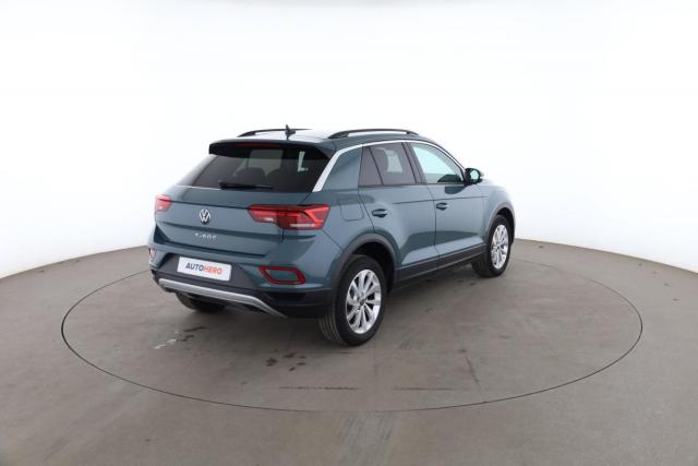 Volkswagen T-Roc image 8