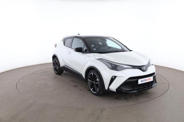 Toyota C-Hr image 1