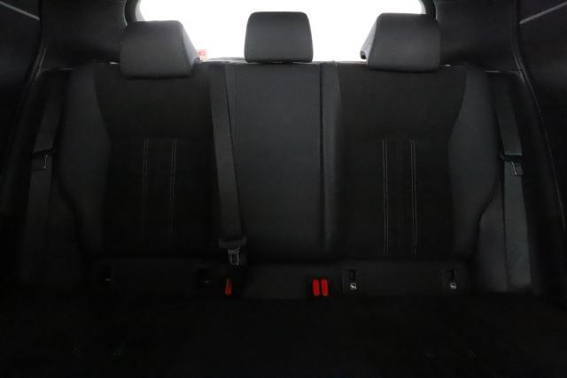 Toyota C-Hr image 3