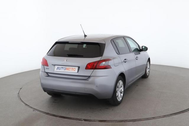 Peugeot 308 image 8