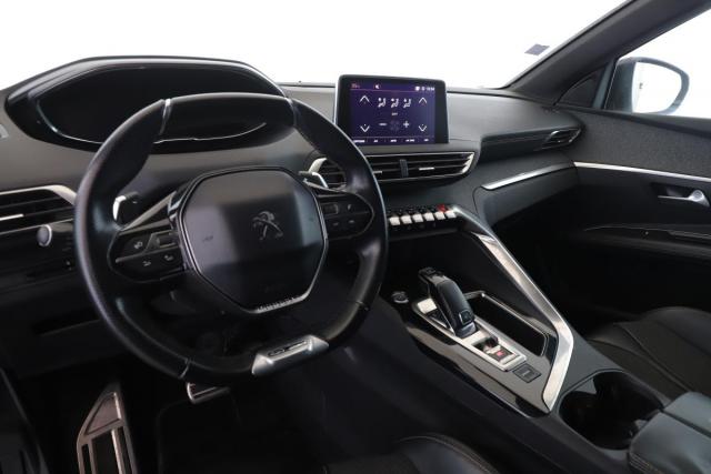 Peugeot 3008 image 3