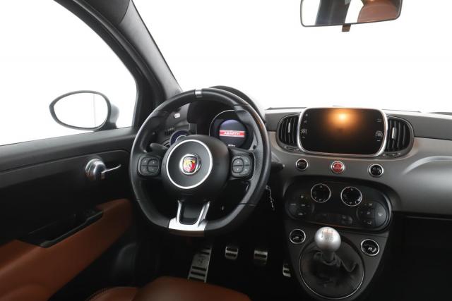 Abarth 500c image 7