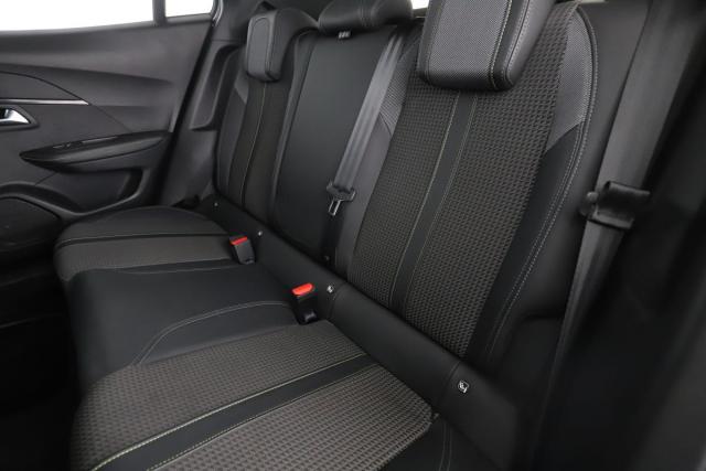 Peugeot 2008 image 5