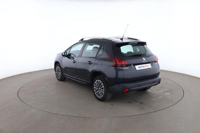 Peugeot 2008 image 2