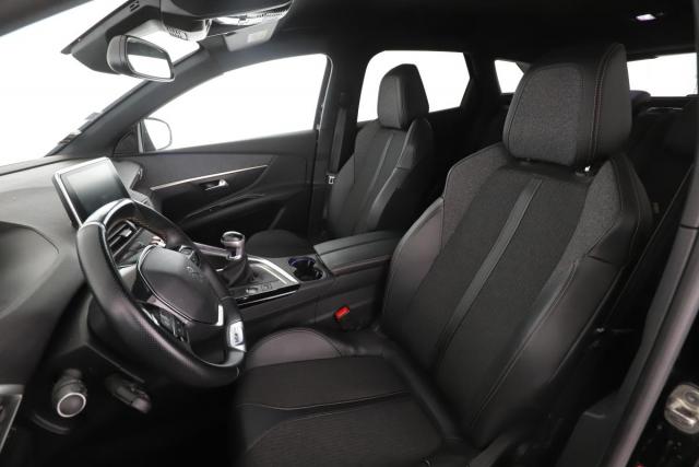 Peugeot 3008 image 3