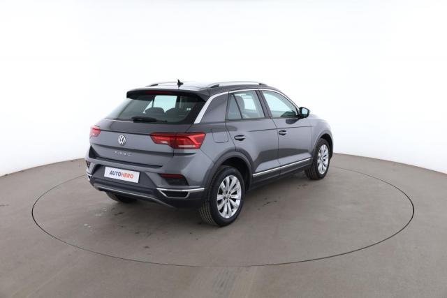 Volkswagen T-Roc image 4