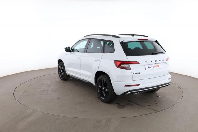 Skoda Karoq image 8