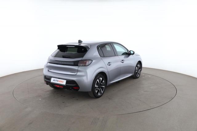 Peugeot 208 image 2