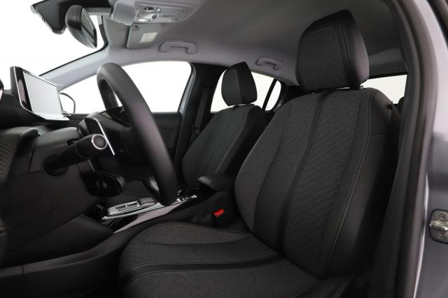 Peugeot 208 image 3