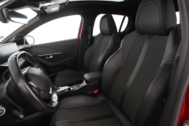 Peugeot 208 image 5