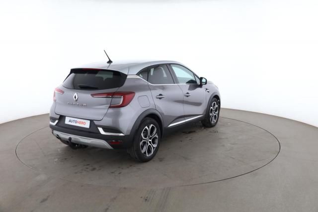Renault Captur image 2