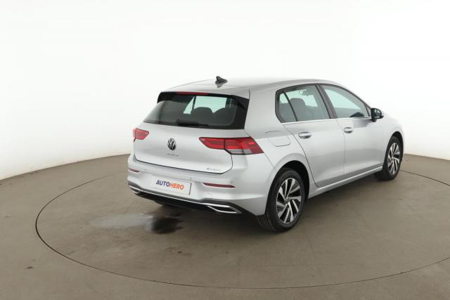 Volkswagen Golf image 3