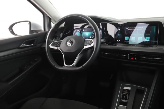 Volkswagen Golf image 6