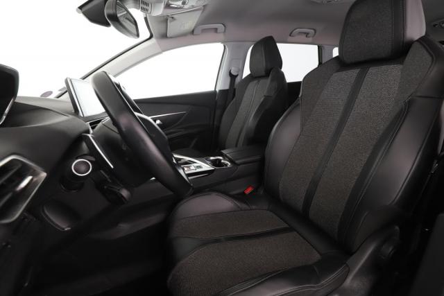 Peugeot 5008 image 8