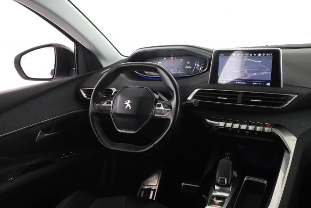 Peugeot 5008 image 2
