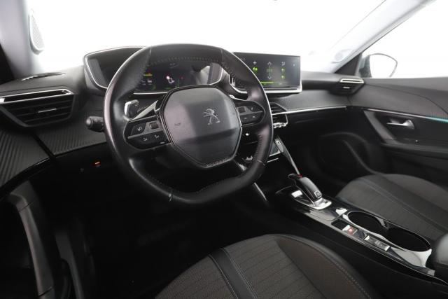 Peugeot 2008 image 5