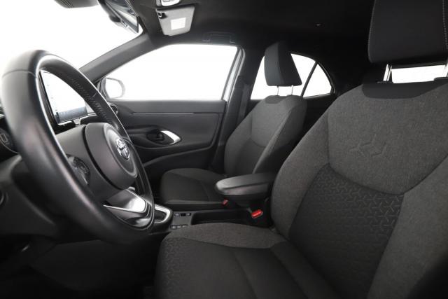 Toyota Yaris Cross image 1