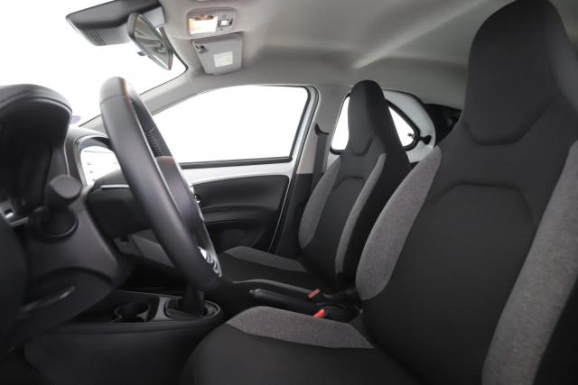 Toyota Aygo X image 5