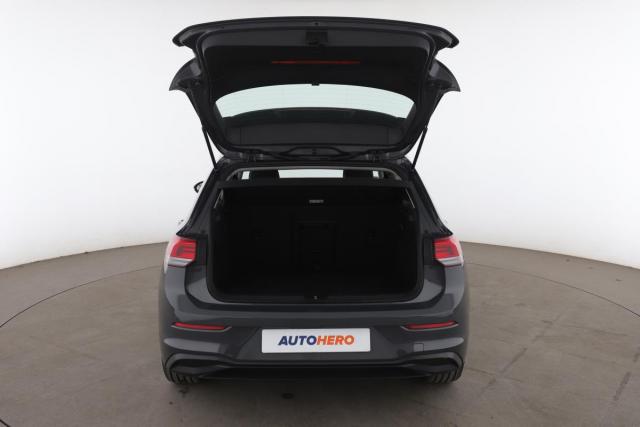 Volkswagen Golf image 7