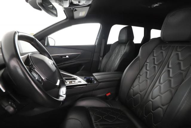 Peugeot 5008 image 9