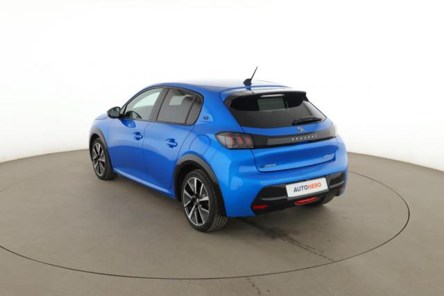Peugeot 208 image 7