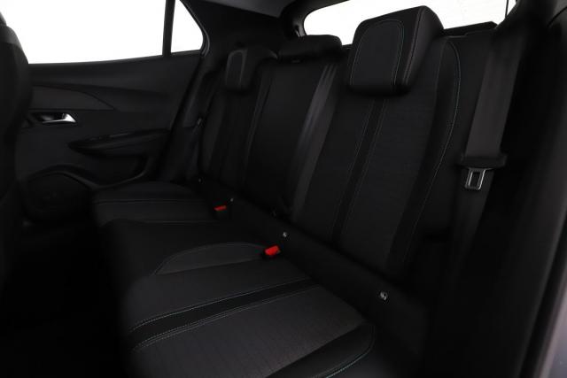 Peugeot 2008 image 1