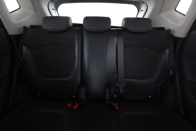 Renault Captur image 1